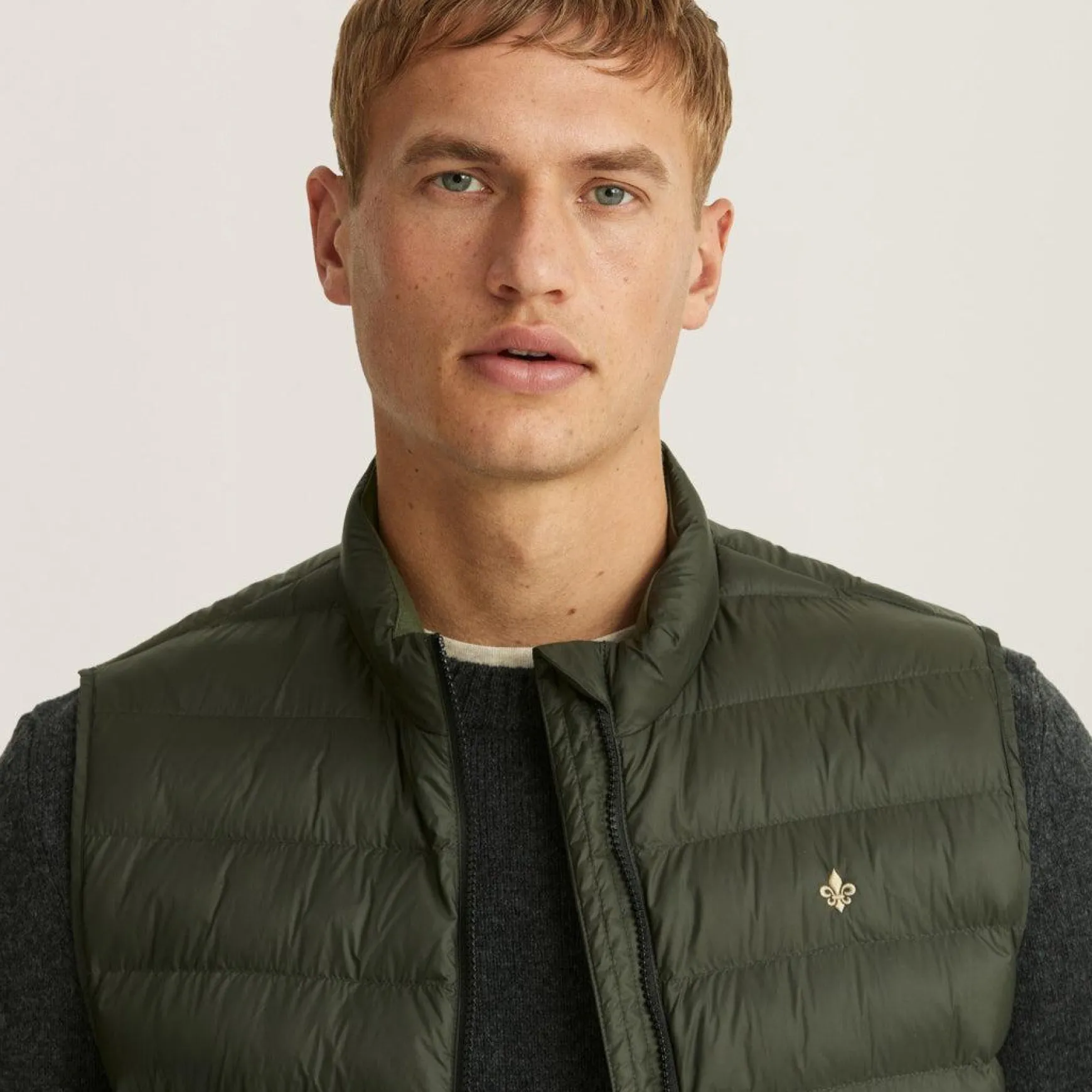Norfolk Liner Vest Olive
